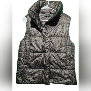 Carre Noir EUC Stylish Quilted Vest Size Small 21 PTP